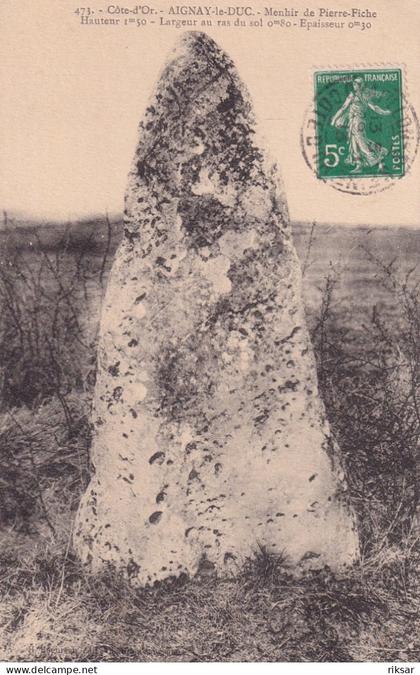 AIGNAY LE DUC(MENHIR)