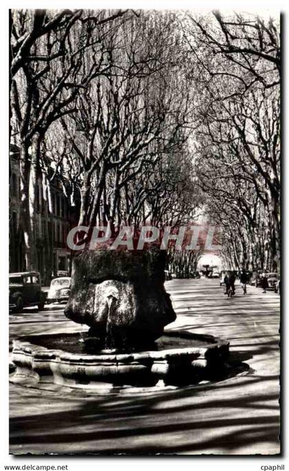 CPSM Aix en provence Fontaine thermale