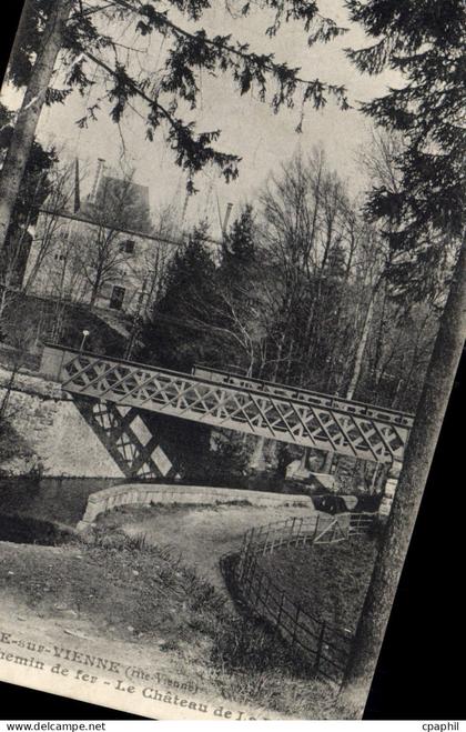 CPA Vienne (Hte Vienne) Chemin de fer Le château de la Roche