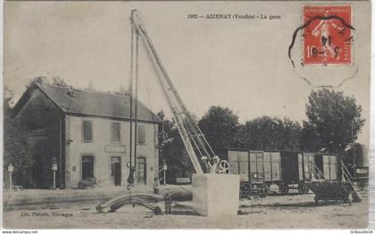 AIZENAY   LA GARE