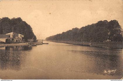 B106750 France Carentan Le Canal de Carentan