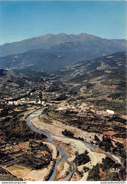 BR15602 Canigou vus du ciel Ceret  france