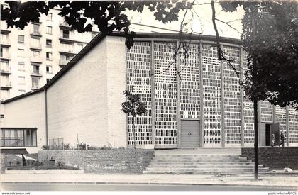 BR16270 bagneux france