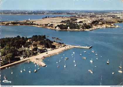 BR3799 Vue aerienne Ile aux Moines  france