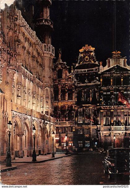 BR51969 Bruxelles un coin de la grand place la nuit France