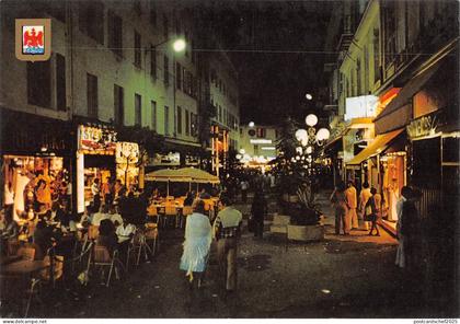 BT10407 nice zone pietonne la nuit        France