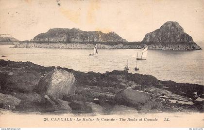 France 1928 Cancale Rocks at Cancale Boats vintage postcard B802