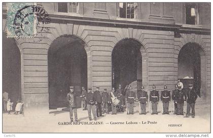 Paris 75 - 4ème - Militaria - Caserne Lobau Rue Lobau - Garde Républicaine