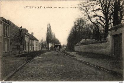 CPA Angerville Route de Paris FRANCE (1371546)
