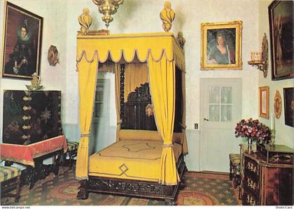 84 ANSOUIS CHATEAU D ANSOUIS
