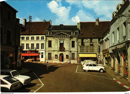 CPM Arnay le Duc La Place FRANCE (1376171)