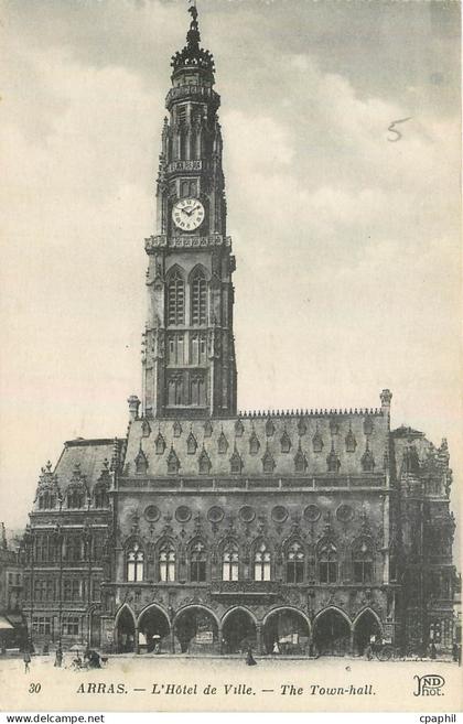 CPA Arras L'Hotel de Ville