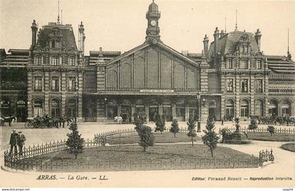 CPA Arras La Gare