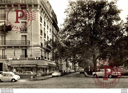 PARIS L'AVENUE DE SAXE. Francia  France Frankreich