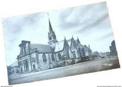 08  Attigny   L' Eglise