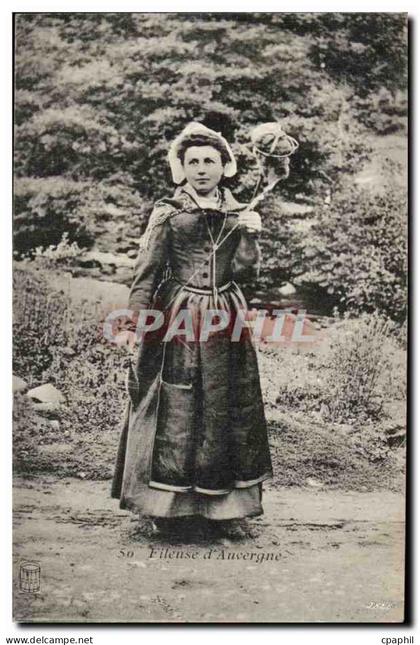 Fileuse d'Auvergne - CPA