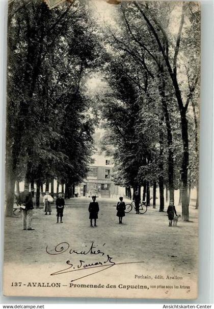 39764718 - Avallon