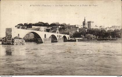 CPA Avignon Le Pont Saint Benezet et le Palais des Papes