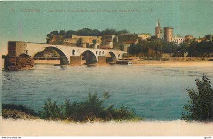 CPA Avignon - Le Pont d'Avignon et Le Palais des Papes