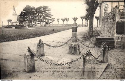 CPA Avranches Monument Henri II