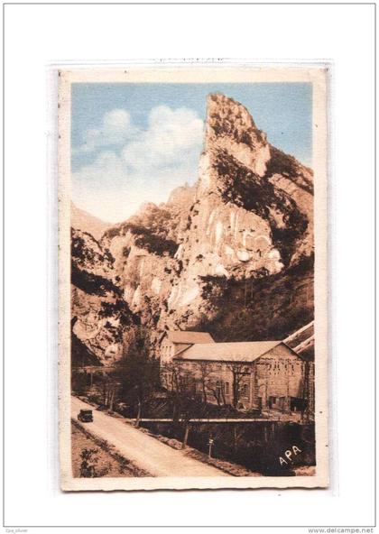 11 AXAT (environs) Usine Electrique, Gorges de St Georges, colorisée, ed APA 10, 1947