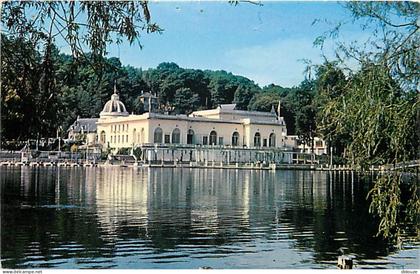 Carte Postale - 61 - Bagnoles de l'Orne - Le Casino et le lac - Flamme Postale de Bagnoles de l'Orne - CPM - Voir Scans
