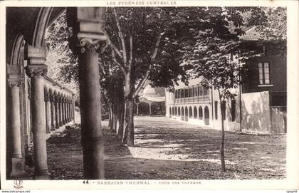 CPA Barbazan Thermal Cour des thermes