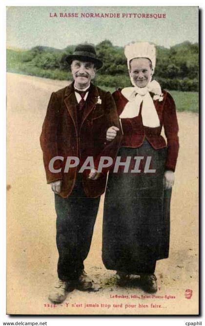 CPA La Basse Normandie pittoresque (folklore coiffe)