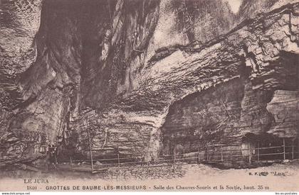 39 BAUME LES MESSIEURS GROTTES DE BAUME LES MESSIEURS