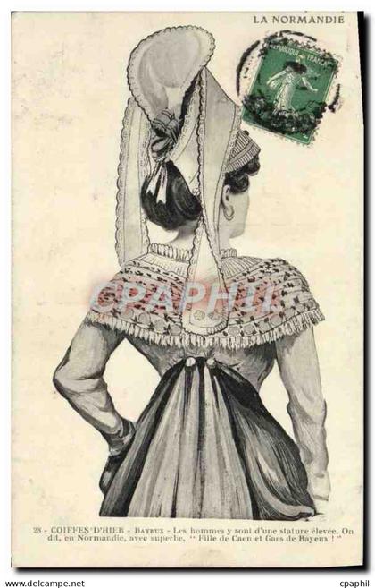 CPA Bayeux Coiffes d'hier Fille de Caen et Gars de Bayeux Folklore Costume