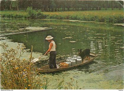 CPM La Venise Verte Deux Sevres La Sevre Transport de Lait