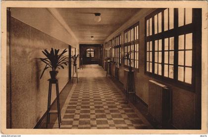 CPA BEAUMESNIL - Galerie d'entrée (160591)