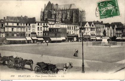 CPA Beauvais Place Jeanne Hachette