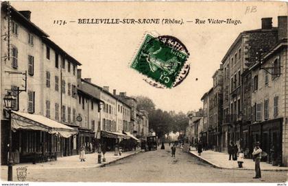 CPA BELLEVILLE-sur-SAONE Rue Victor Hugo (444186)