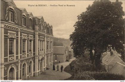 CPA BERNAY Hopital de Bernay - Pavillon Borel et Maternite (1148982)