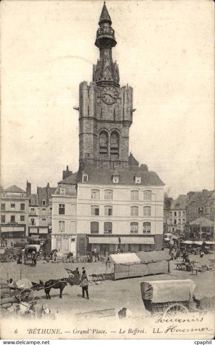 Bethune - Grande Place - Le Beffroi - CPA