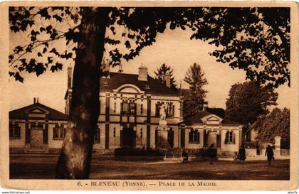 CPA BLENEAU - Place de la Mairie (358054)