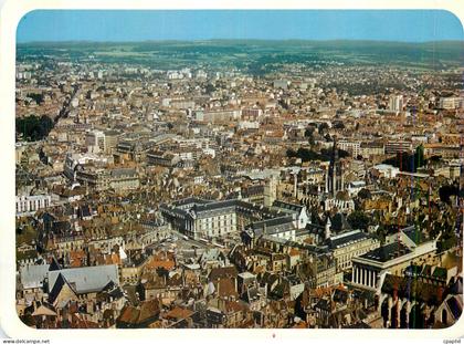 CPM La Bourgogne Artistique Dijon vue aerienne Le Palais des Ducs de Bourgogne Le Theatre