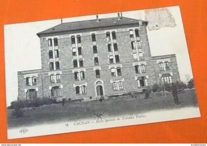 94 Cachan  Ecole Spéciale de Travaux Publics