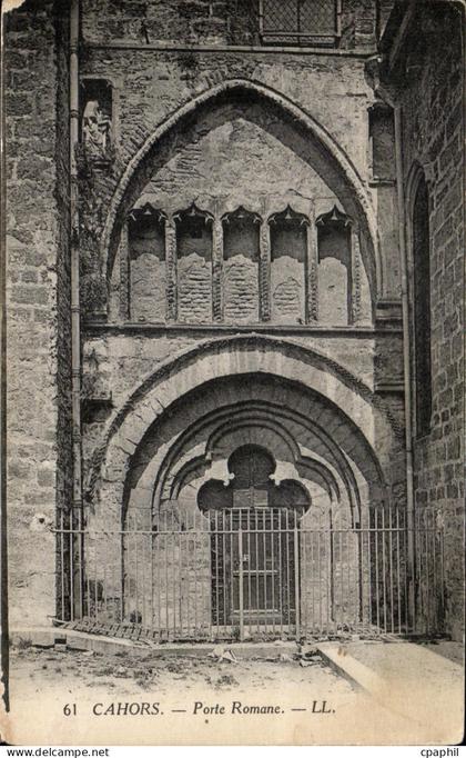 CPA Cahors Porte Romane