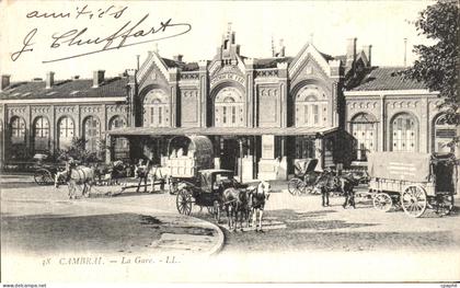CPA Cambrai La Gare