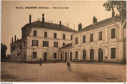 Haute Marne - Chalindrey - Place de la Gare - Carte Postale vierge