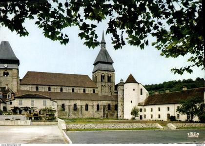 CPSM CHAMBON-SUR-VOUEIZE église mairie