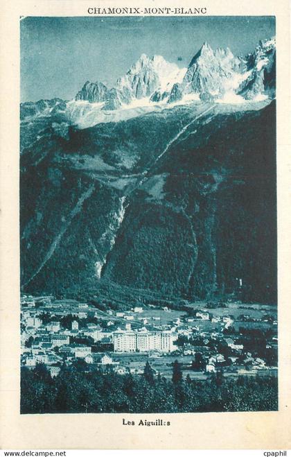 CPA Chamonix Mont-Blanc les aiguilles