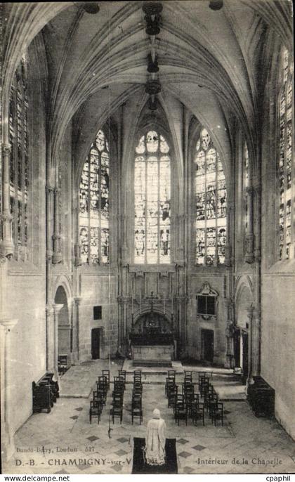 CPA Champigny Sur Veude Interieur de la Chapelle