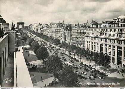 CPM Paris Champs Elysees Avenue