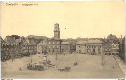 Charleville - Herzoglicher Platz