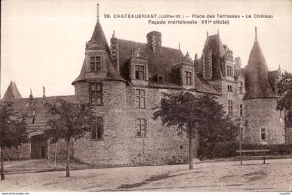 Chateaubriant - Place des Terrasses - Le Chateau - CPA