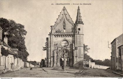 Chateaudun CPA Portail du Champde