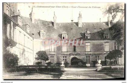 CPA Chateauneuf Sur Cher Cour D Honneur Du Chateau